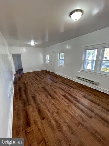 595 N BROADWAY, Deepwater, NJ 08023