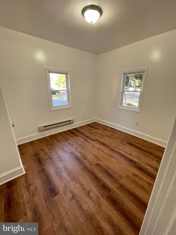 595 N BROADWAY, Deepwater, NJ 08023
