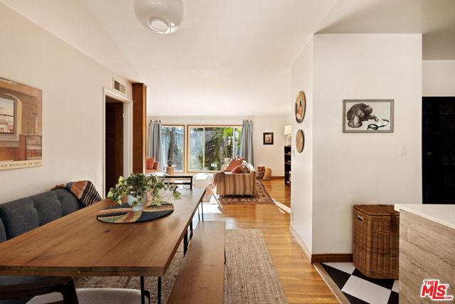 4252 Fair Avenue 10, Los Angeles, CA 91602