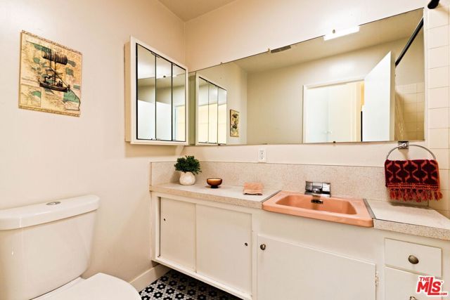 4252 Fair Avenue 10, Los Angeles, CA 91602