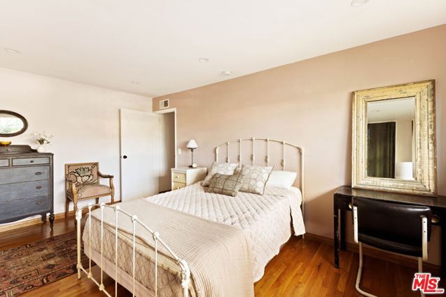 4252 Fair Avenue 10, Los Angeles, CA 91602