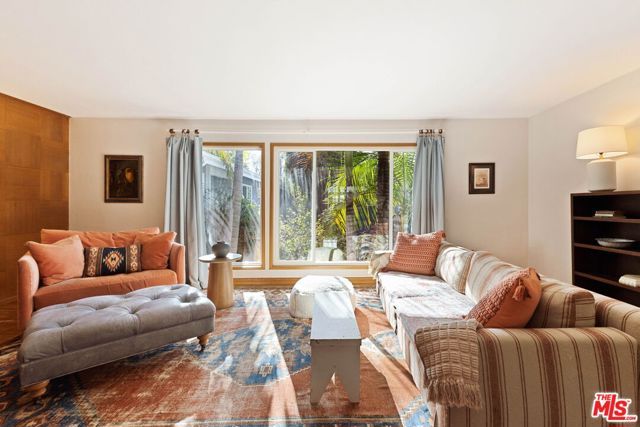4252 Fair Avenue 10, Los Angeles, CA 91602