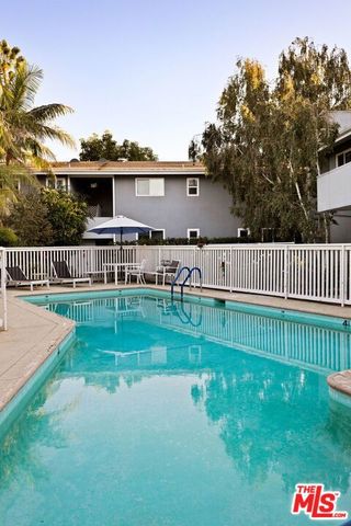 4252 Fair Avenue 10, Los Angeles, CA 91602