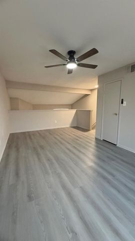 10001 Westpark Drive 86, Houston, TX 77042