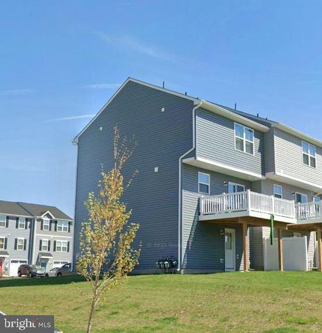 112 HAMILTON LN, Coatesville, PA 19320