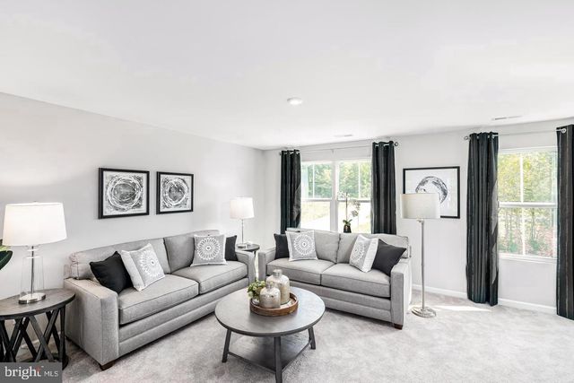 112 HAMILTON LN, Coatesville, PA 19320