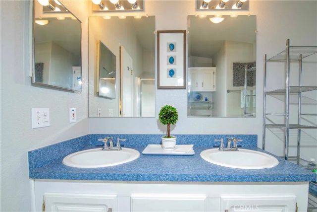 11401 Topanga Canyon 77, Chatsworth, CA 91311