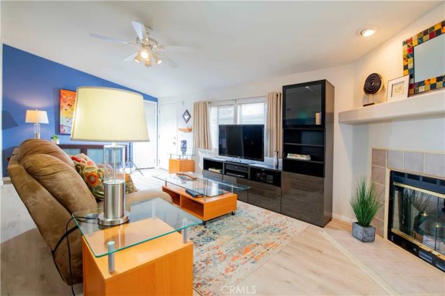 11401 Topanga Canyon 77, Chatsworth, CA 91311