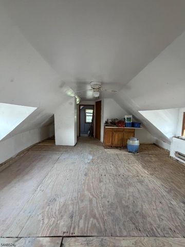 139 Osborne Ter, Newark City, NJ 07108