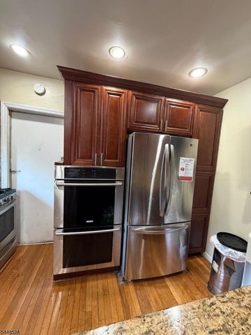 139 Osborne Ter, Newark City, NJ 07108