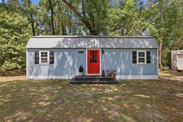 1925 PINE COURT, Deland, FL 32720