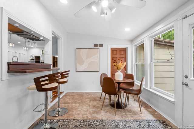 454 Paseo Encinal, Olmos Park, TX 78212