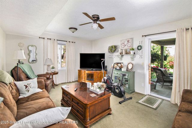 6606 Windsong Way, Lansing, MI 48917