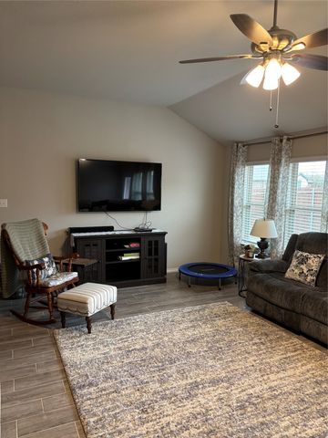 5745 Brookville Drive, Fort Worth, TX 76179