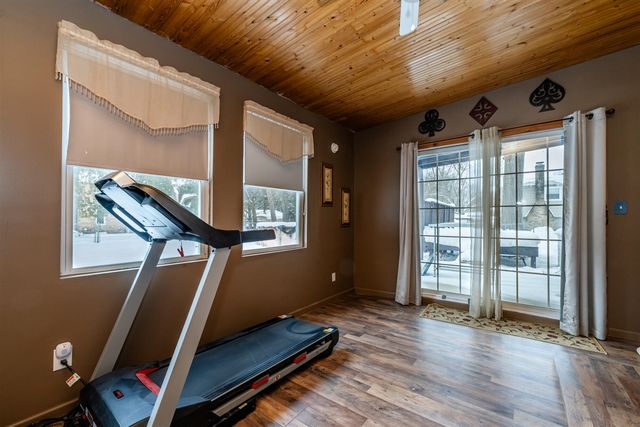 1420 Country Club Drive, Niles, MI 49120