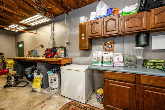 1420 Country Club Drive, Niles, MI 49120