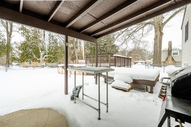 1420 Country Club Drive, Niles, MI 49120