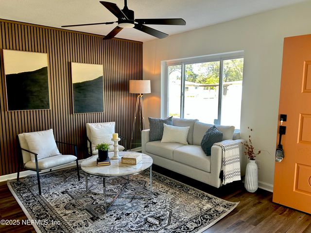 6240 SAGE Drive, Jacksonville, FL 32210