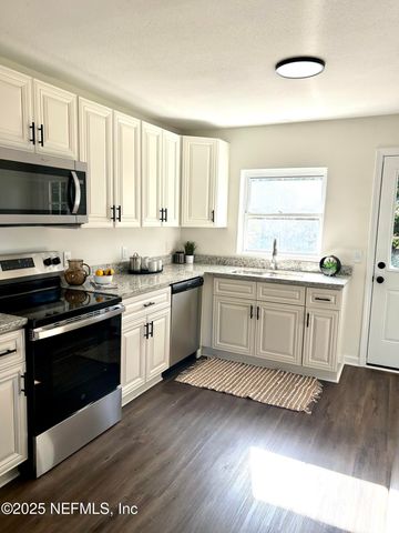 6240 SAGE Drive, Jacksonville, FL 32210