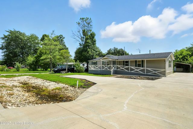 213 Octagon Ave, Louisville, KY 40229