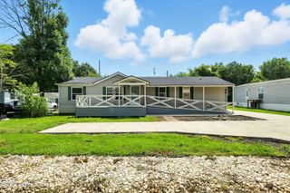 213 Octagon Ave, Louisville, KY 40229