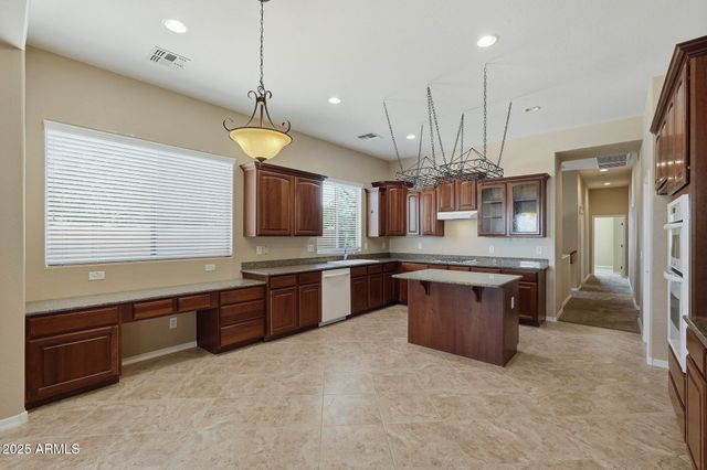 18676 E DRUIDS GLEN Road, Queen Creek, AZ 85142