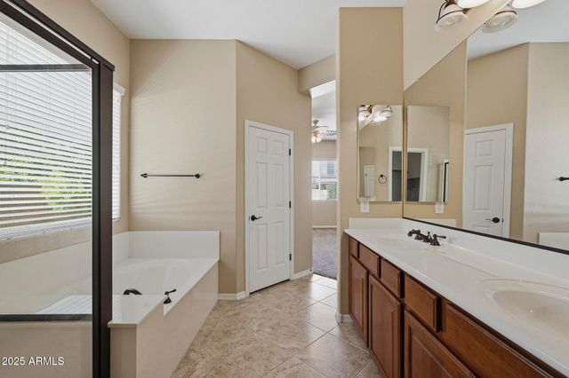 18676 E DRUIDS GLEN Road, Queen Creek, AZ 85142