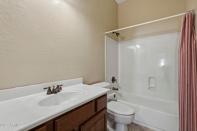 18676 E DRUIDS GLEN Road, Queen Creek, AZ 85142