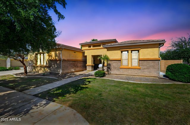 18676 E DRUIDS GLEN Road, Queen Creek, AZ 85142