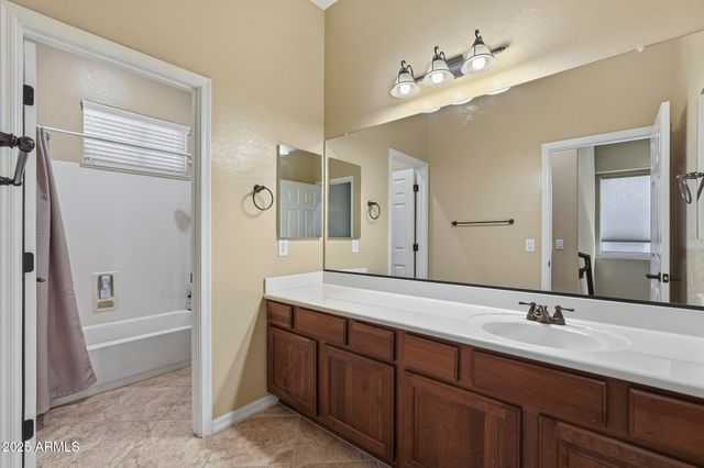 18676 E DRUIDS GLEN Road, Queen Creek, AZ 85142