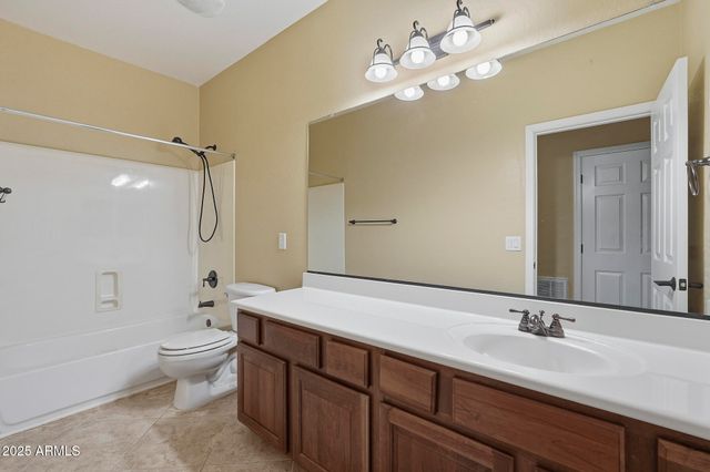 18676 E DRUIDS GLEN Road, Queen Creek, AZ 85142