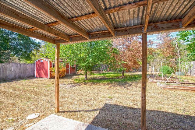 16778 Gleneagle Drive N, Conroe, TX 77385