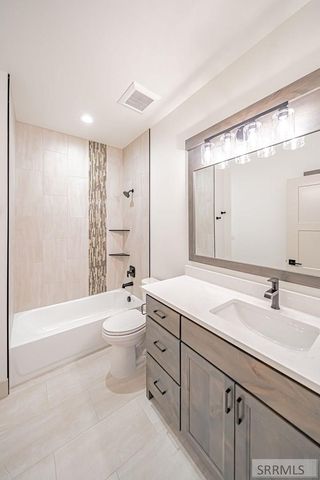 4955 Shadow Creek Drive, Idaho Falls, ID 83401