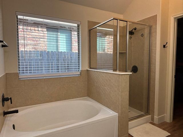 604 Cerezo DR, Leander, TX 78641
