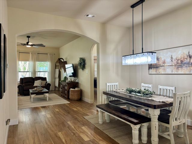 604 Cerezo DR, Leander, TX 78641