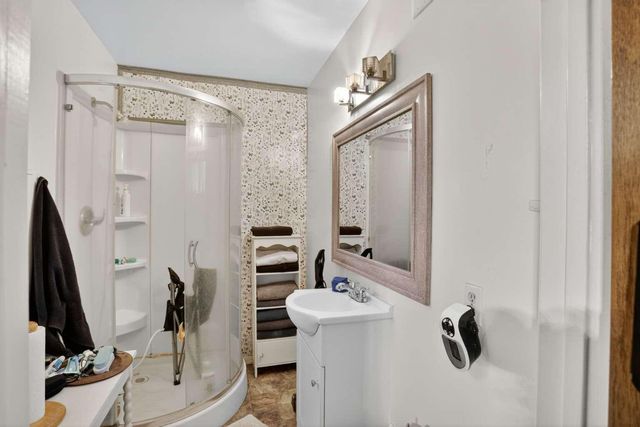 7408 Bridge Lane, Redding, CA 96002