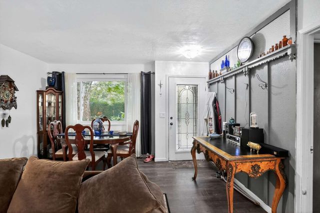 7408 Bridge Lane, Redding, CA 96002