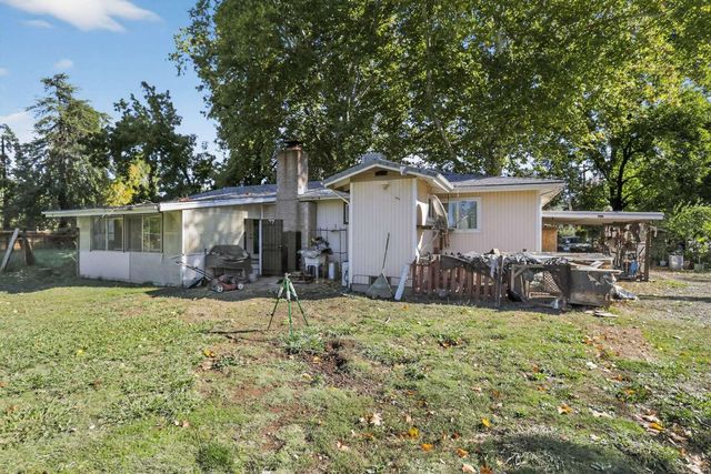 7408 Bridge Lane, Redding, CA 96002