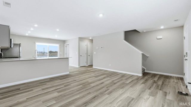 2880 Greenacre Court, Warsaw, IN 46582