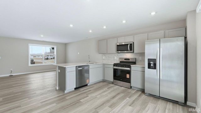 2880 Greenacre Court, Warsaw, IN 46582