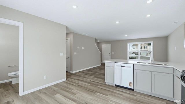 2880 Greenacre Court, Warsaw, IN 46582