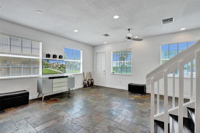 816 S Riverside Drive 816, Pompano Beach, FL 33062