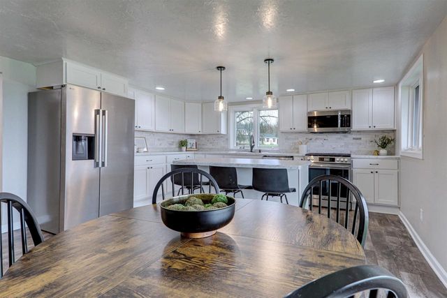 3811 BOWER CREEK ROAD, De Pere, WI 54115
