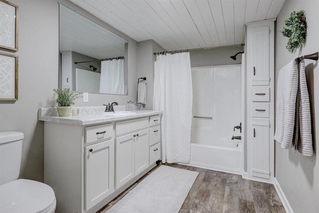 3811 BOWER CREEK ROAD, De Pere, WI 54115
