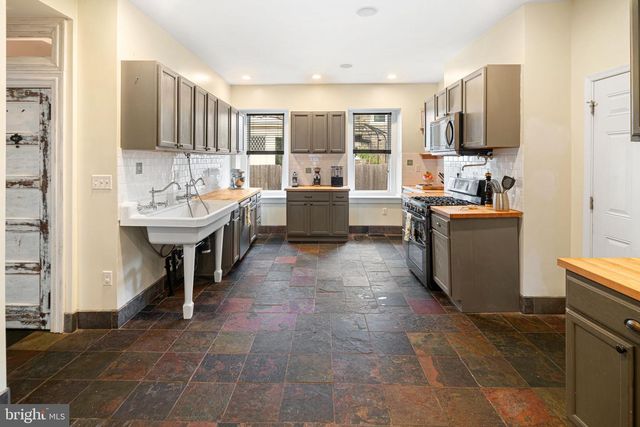 112 W UPSAL ST, Philadelphia, PA 19119
