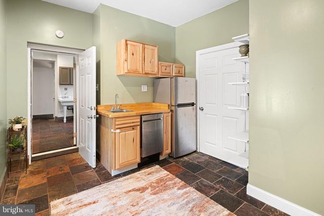 112 W UPSAL ST, Philadelphia, PA 19119