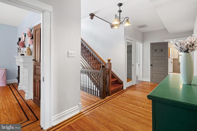 112 W UPSAL ST, Philadelphia, PA 19119