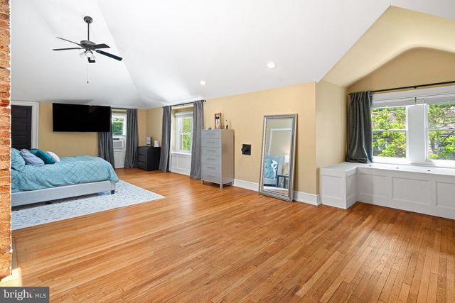 112 W UPSAL ST, Philadelphia, PA 19119