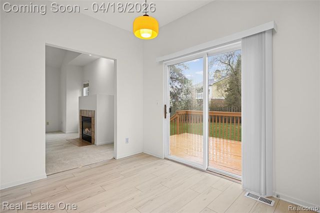 38182 Saratoga Circle Circle, Farmington Hills, MI 48331