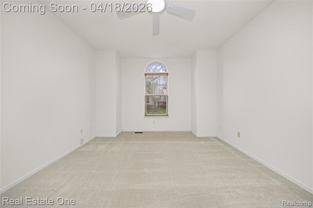 38182 Saratoga Circle Circle, Farmington Hills, MI 48331